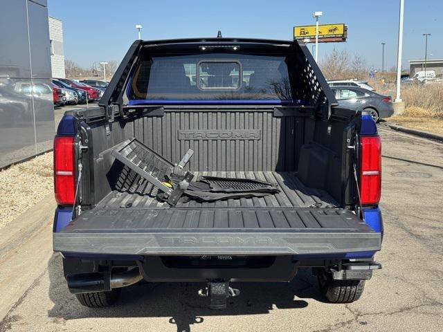 2025 Toyota Tacoma SR5 4WD