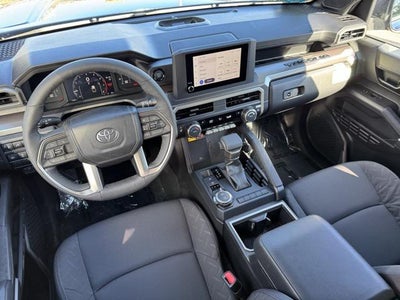 2025 Toyota Tacoma SR5 4WD