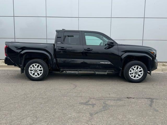 2024 Toyota Tacoma SR5 4WD