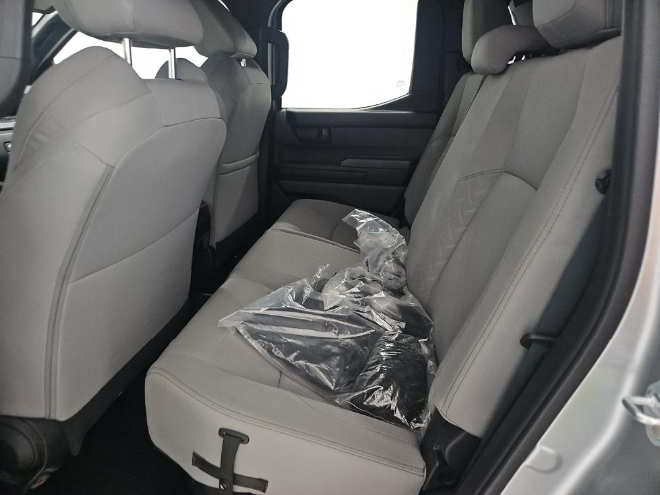 2024 Toyota Tacoma SR5 4WD