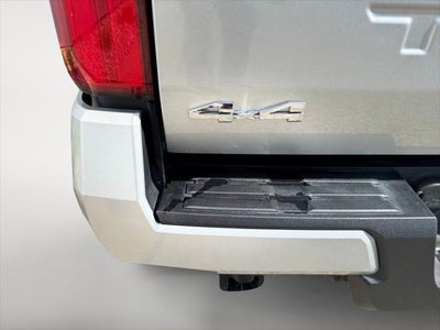 2024 Toyota Tacoma SR5 4WD