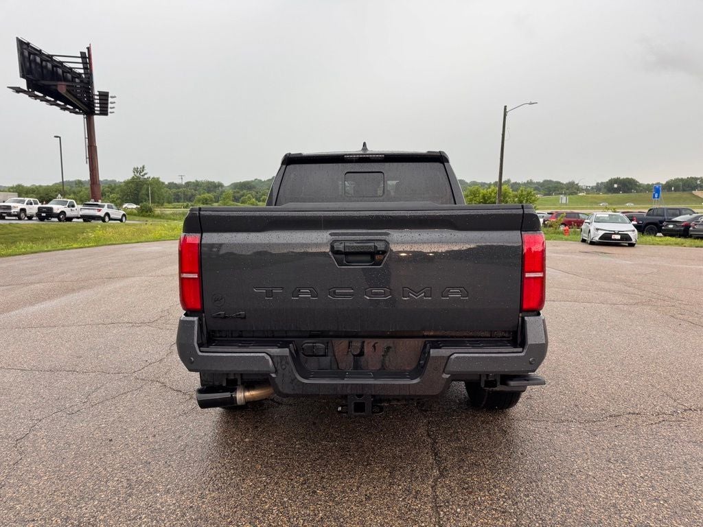 2025 Toyota Tacoma SR5 4WD