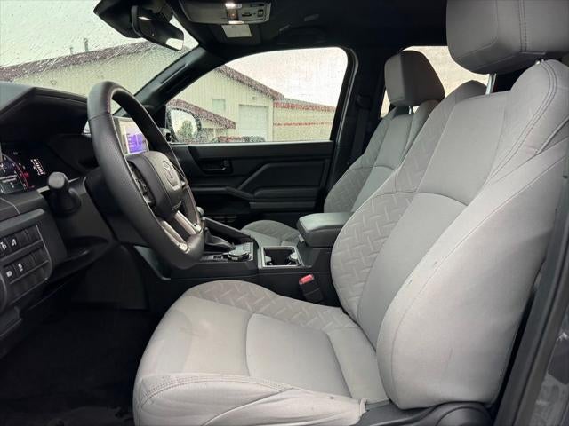 2025 Toyota Tacoma SR5 4WD