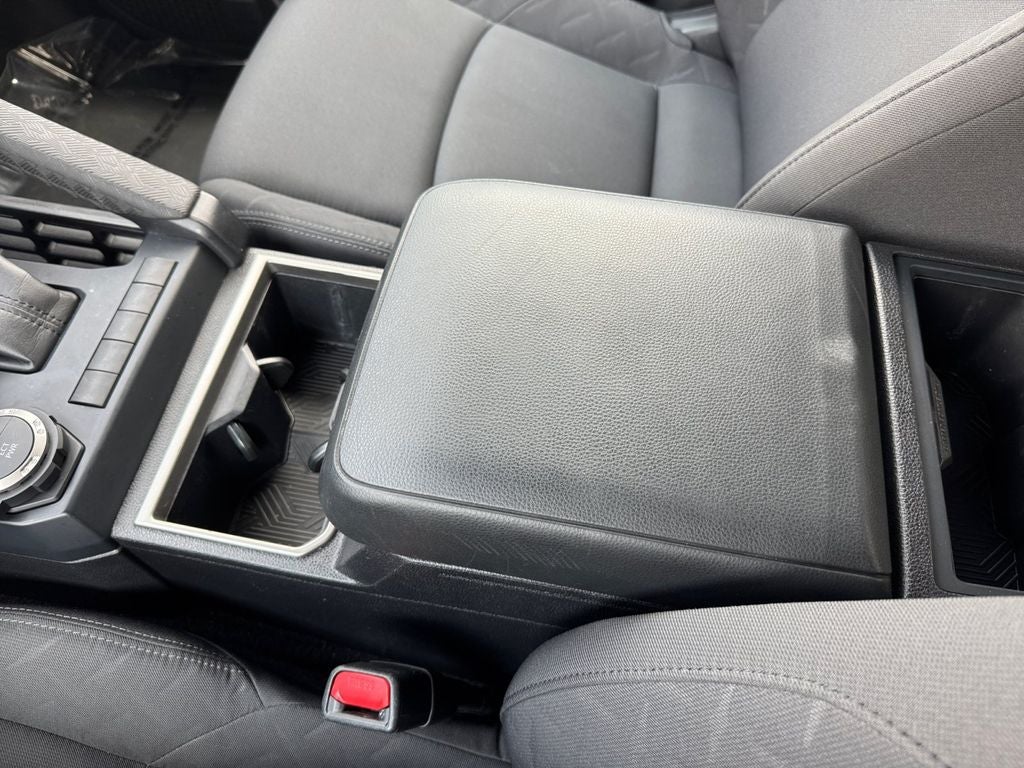 2024 Toyota Tacoma SR5 4WD