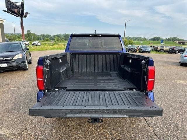 2024 Toyota Tacoma SR5 4WD