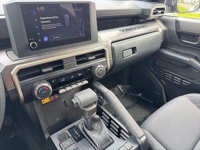 2024 Toyota Tacoma SR5 4WD