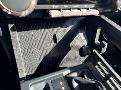 2025 Toyota Tacoma SR5 4WD