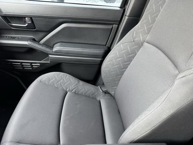 2024 Toyota Tacoma SR5 4WD