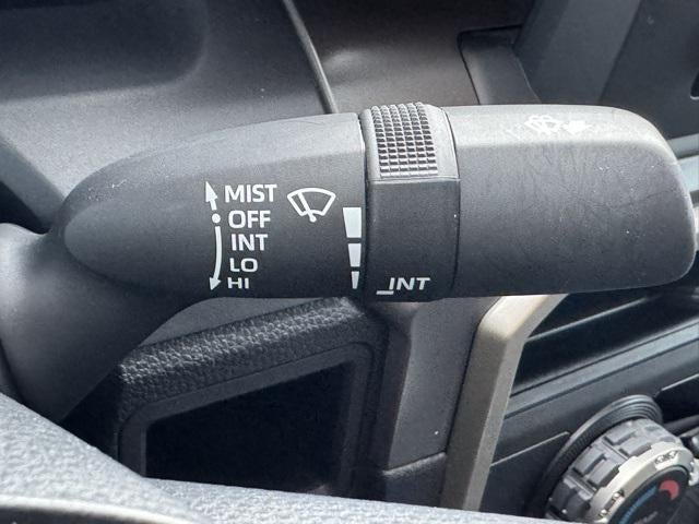 2024 Toyota Tacoma SR5 4WD