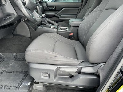 2024 Toyota Tacoma SR5 4WD