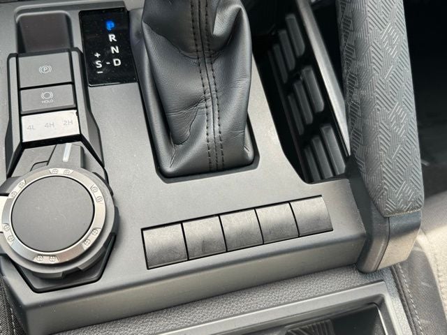 2024 Toyota Tacoma SR 4WD