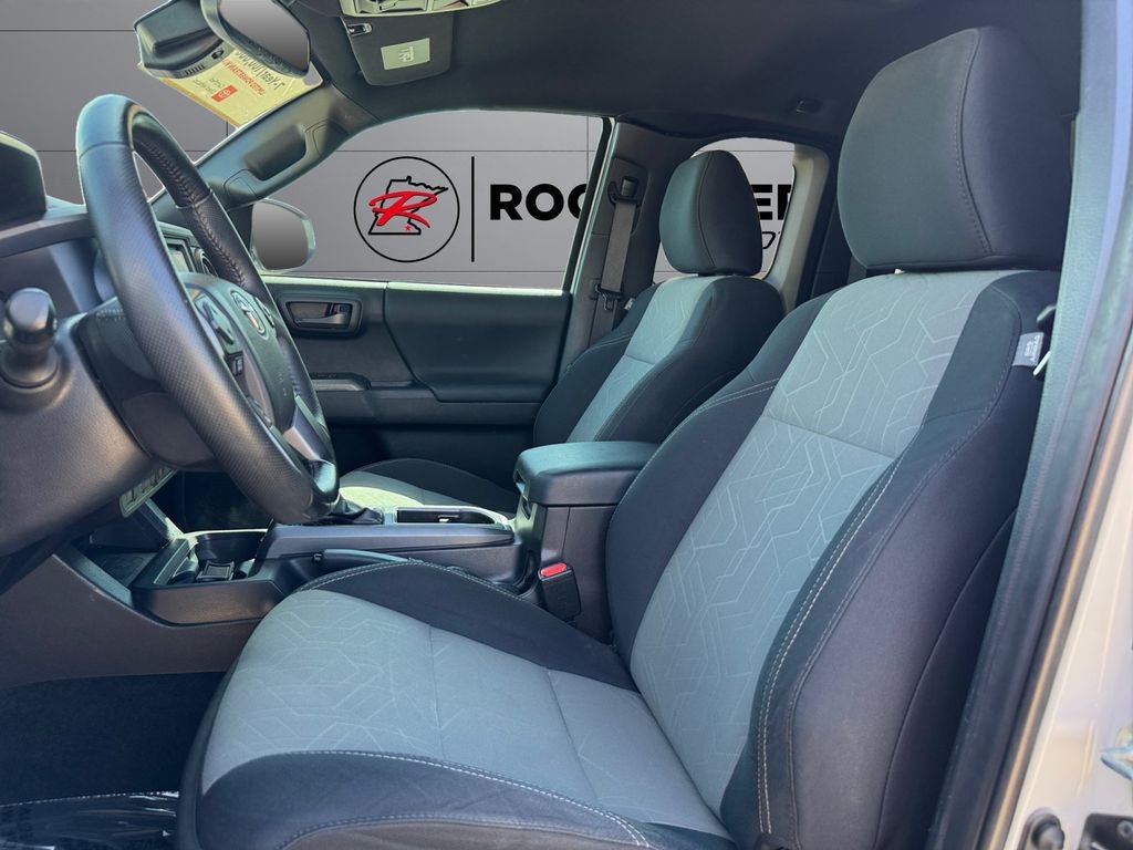 2022 Toyota Tacoma TRD Off-Road V6