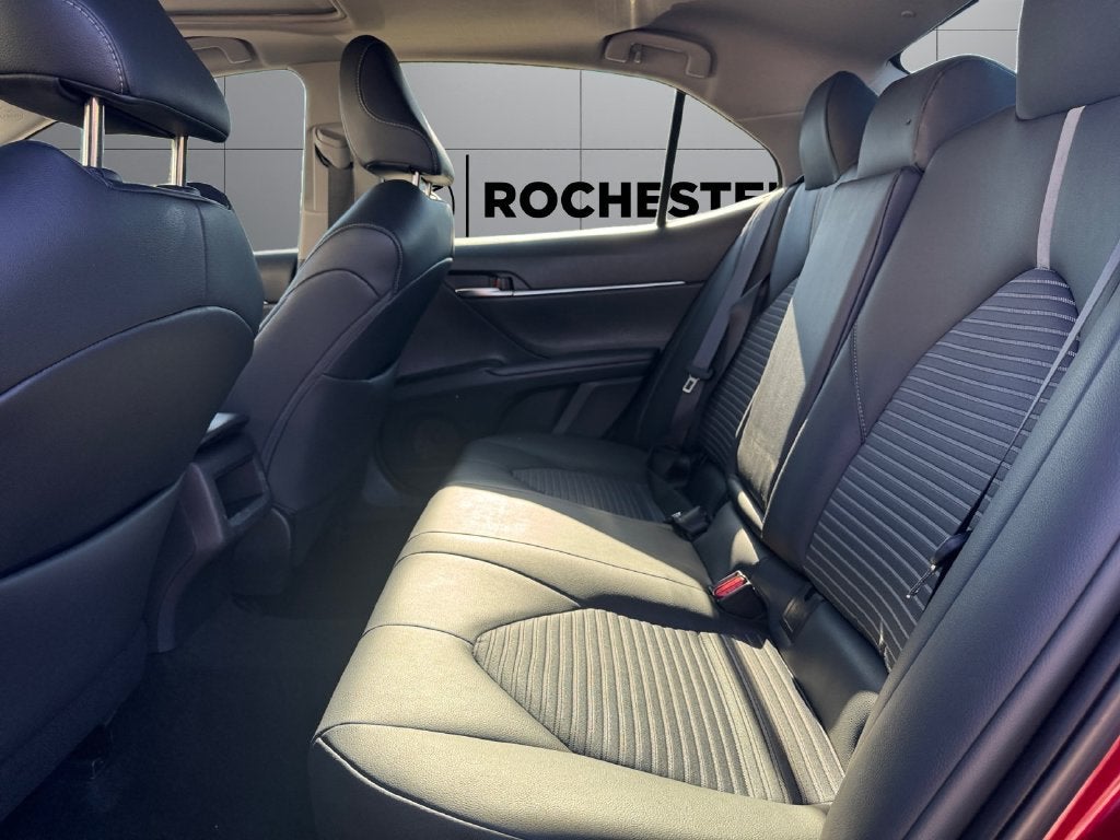 2018 Toyota Camry SE FWD