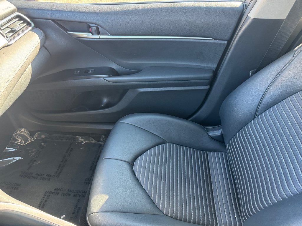2018 Toyota Camry SE FWD