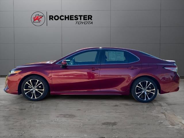 2018 Toyota Camry SE FWD