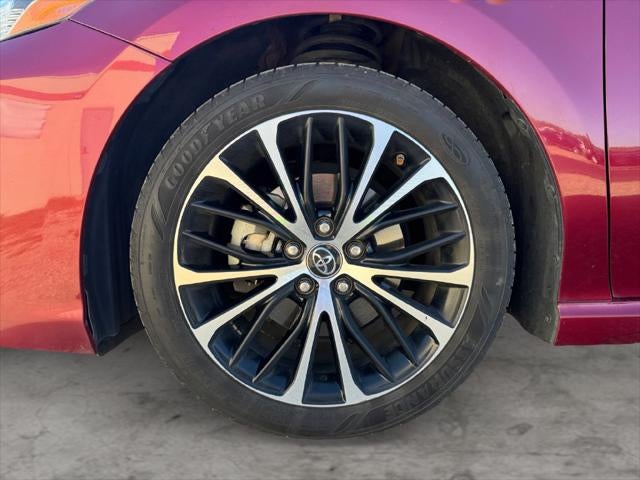 2018 Toyota Camry SE FWD