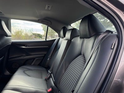 2018 Toyota Camry SE FWD