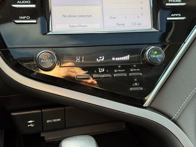 2018 Toyota Camry SE FWD