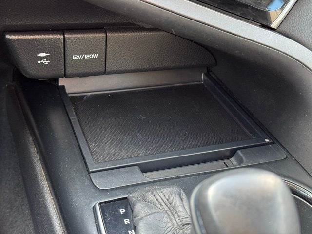 2018 Toyota Camry SE FWD