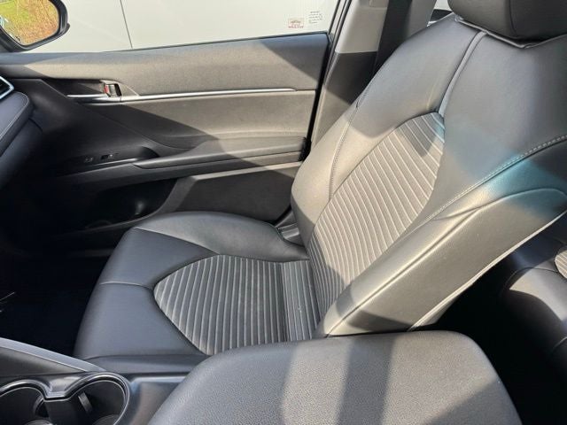 2018 Toyota Camry SE FWD