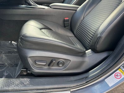2018 Toyota Camry SE FWD