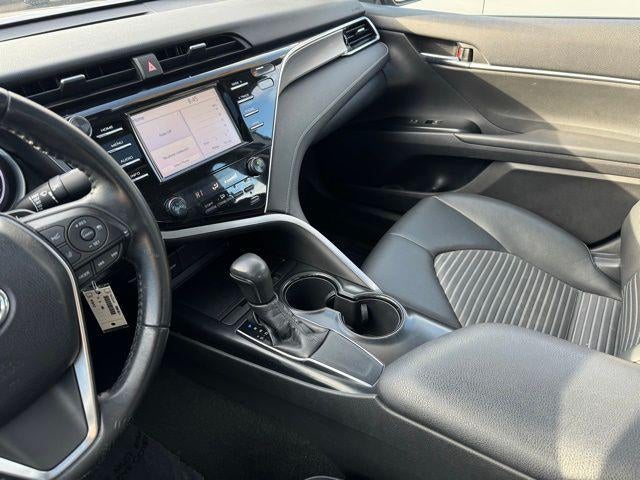2018 Toyota Camry SE FWD