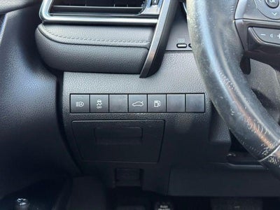2018 Toyota Camry SE FWD