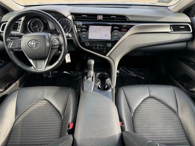 2018 Toyota Camry SE FWD