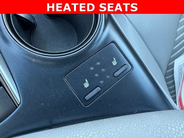 2018 Toyota Camry Hybrid SE FWD