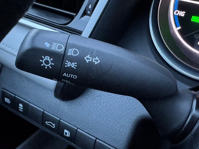 2018 Toyota Camry Hybrid LE FWD