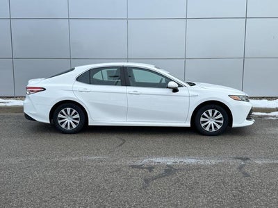 2018 Toyota Camry Hybrid LE FWD