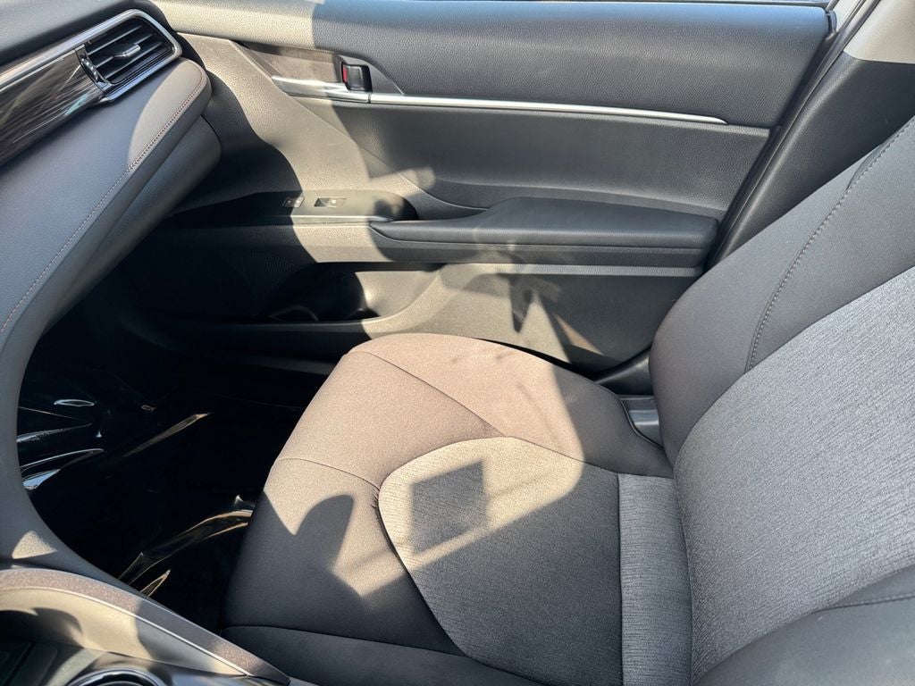 2019 Toyota Camry Hybrid LE FWD