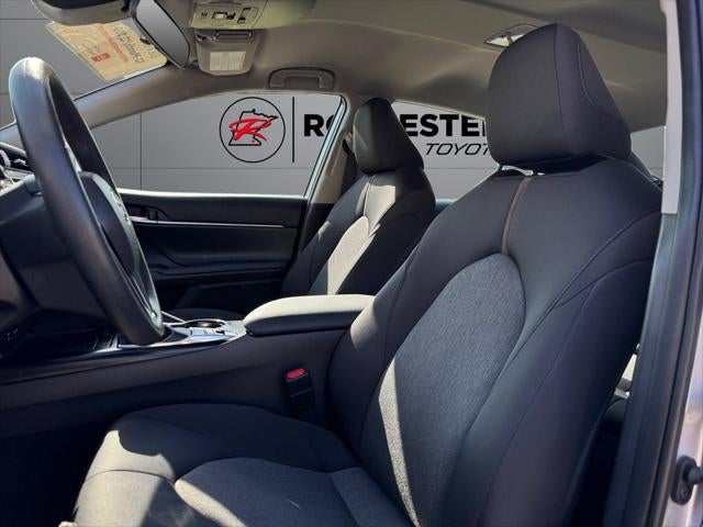 2019 Toyota Camry Hybrid LE FWD