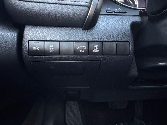 2019 Toyota Camry Hybrid LE FWD