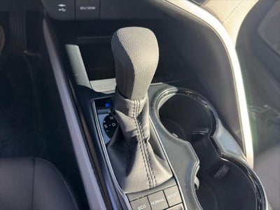 2019 Toyota Camry Hybrid LE FWD