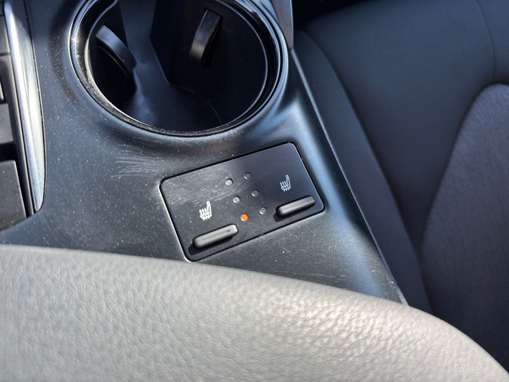 2019 Toyota Camry Hybrid LE FWD