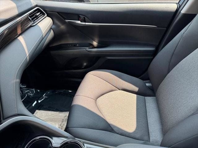 2019 Toyota Camry Hybrid LE FWD