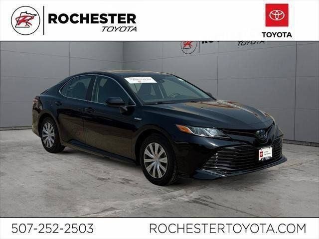 2019 Toyota Camry Hybrid LE FWD