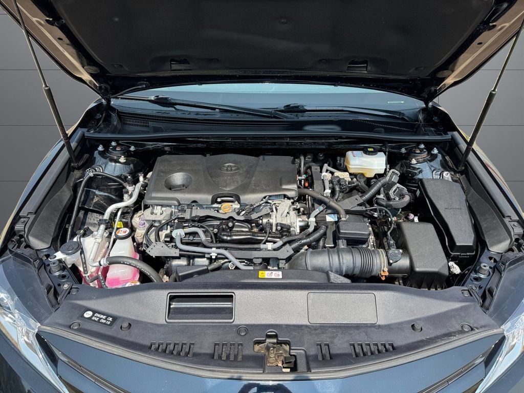 2019 Toyota Camry Hybrid LE FWD