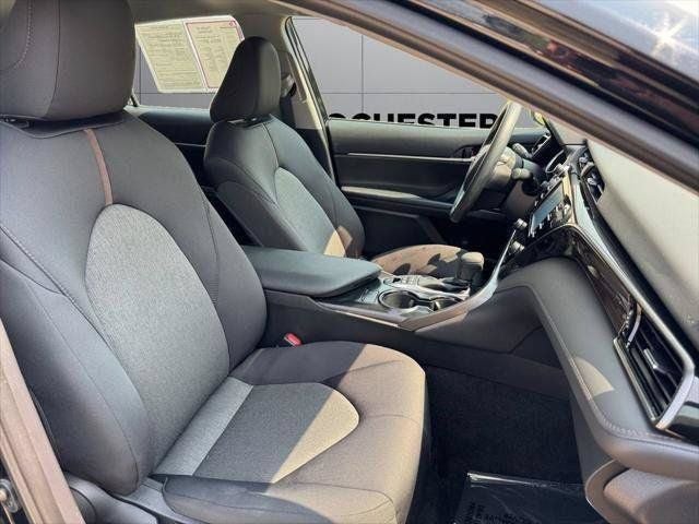 2019 Toyota Camry Hybrid LE FWD