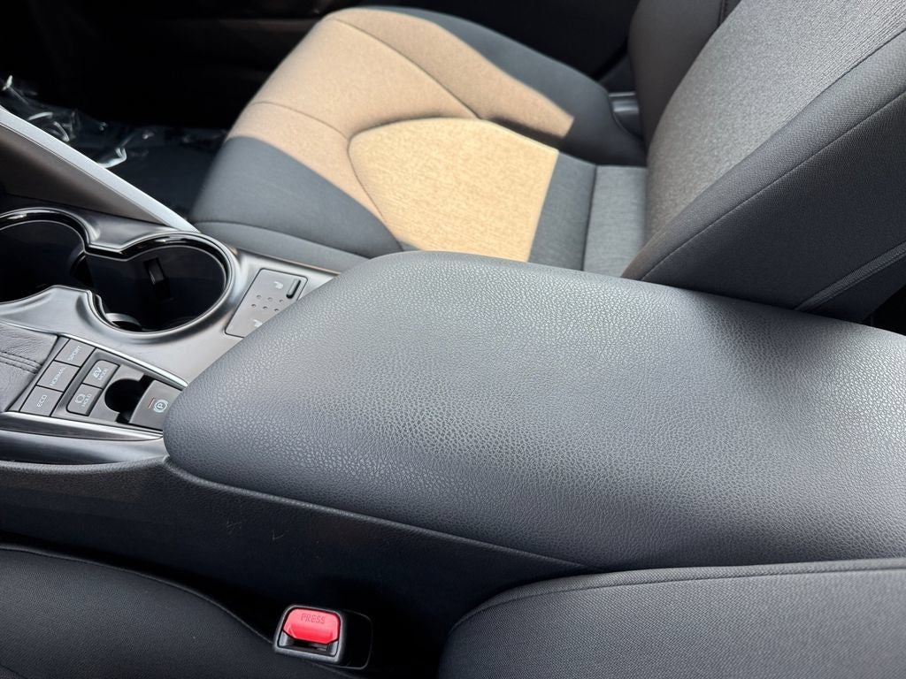 2019 Toyota Camry Hybrid LE FWD