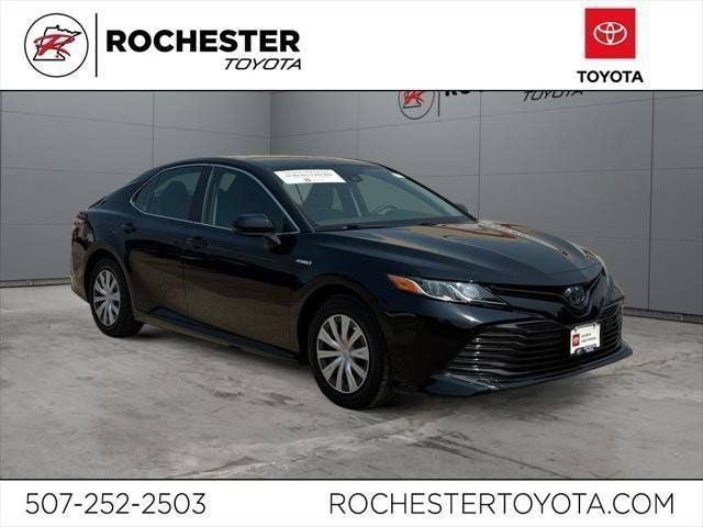 2019 Toyota Camry Hybrid LE FWD