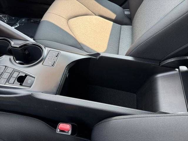 2019 Toyota Camry Hybrid LE FWD