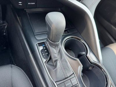 2019 Toyota Camry Hybrid LE FWD