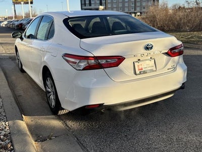 2018 Toyota Camry Hybrid LE FWD