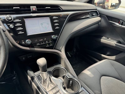 2019 Toyota Camry Hybrid LE FWD