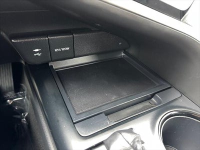 2019 Toyota Camry Hybrid LE FWD
