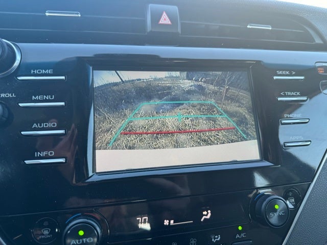 2018 Toyota Camry Hybrid LE FWD