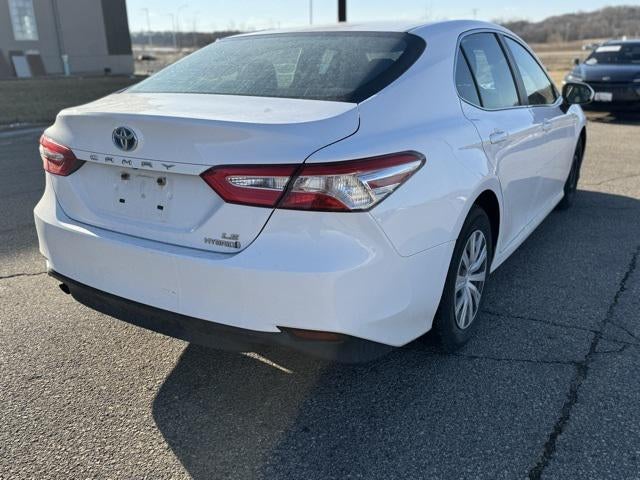 2018 Toyota Camry Hybrid LE FWD