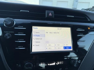 2018 Toyota Camry Hybrid LE FWD